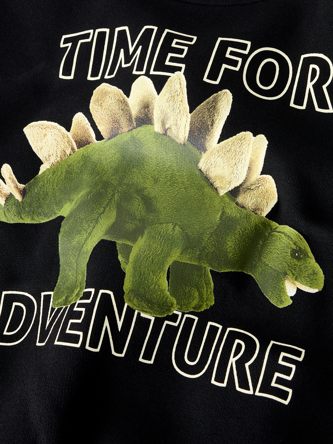 model_shot-front_full